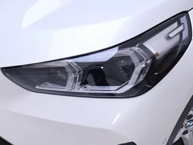BMW X1 — Фото автомобиля 4