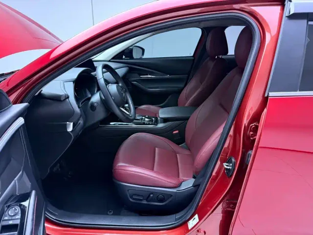 Mazda CX-30 — Фото автомобиля 16