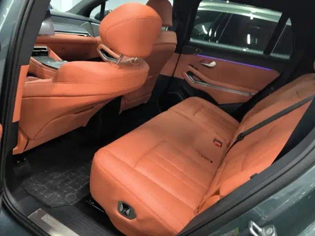 BYD Tang L — Фото автомобиля 11
