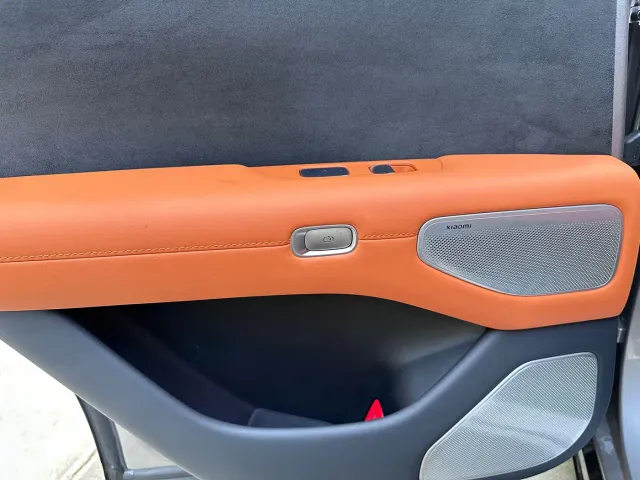 Xiaomi YU7 — Фото автомобиля 19