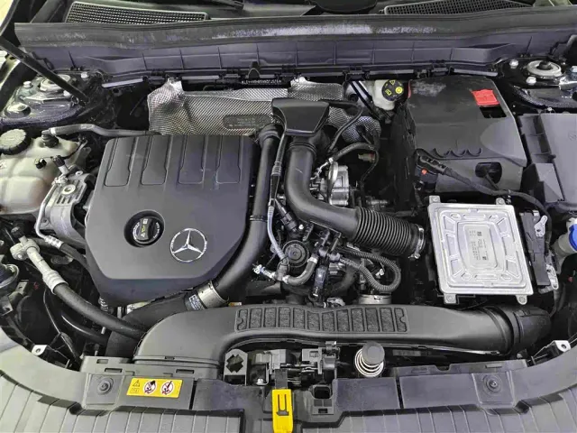 Mercedes-Benz GLB-Class — Фото автомобиля 12