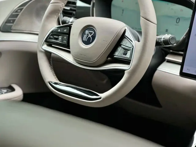 BYD Han — Фото автомобиля 3