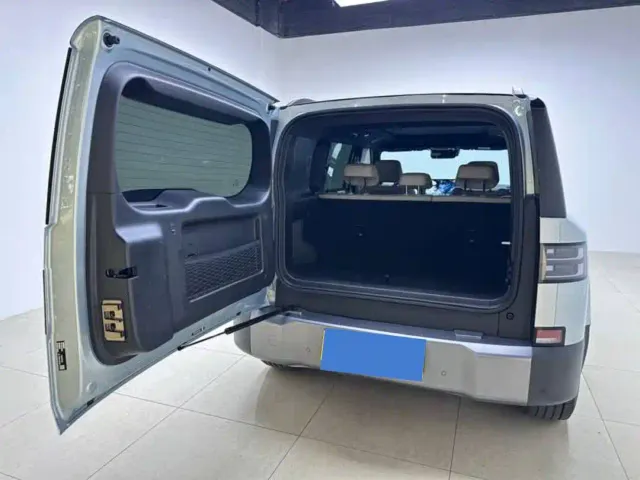 BYD FangChengBao Titanium 7 — Фото автомобиля 15