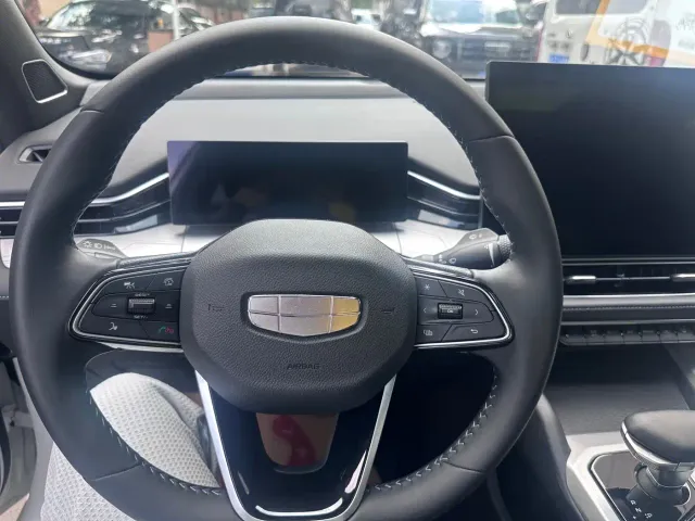 Geely Xingrui — Фото автомобиля 7