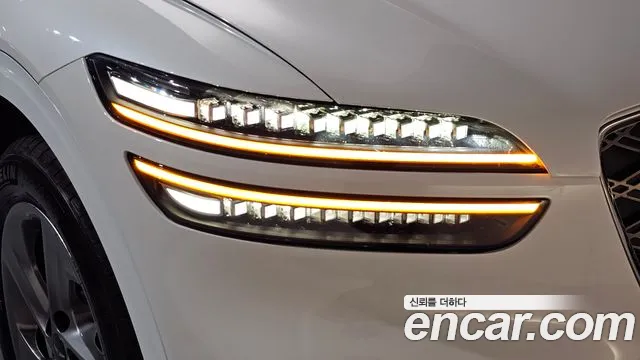 Genesis GV70 2.5T Бензин AWD — Фото автомобиля 21