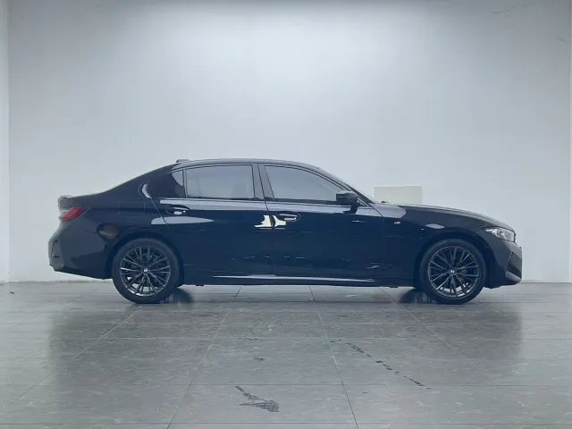 BMW 3 Series — Фото автомобиля 9