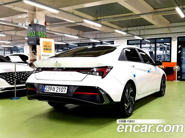 Hyundai Avante — Фото автомобиля 2