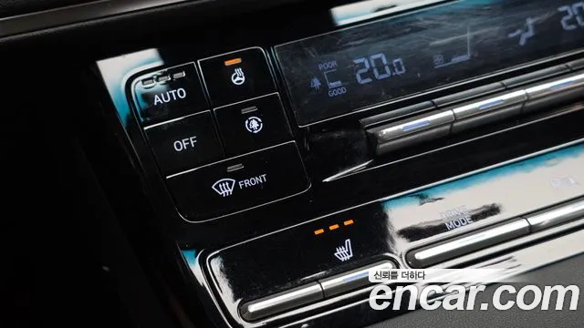 Hyundai Grandeur Новый Grandeur IG 3.0 LPi (Для проката) — Фото автомобиля 20