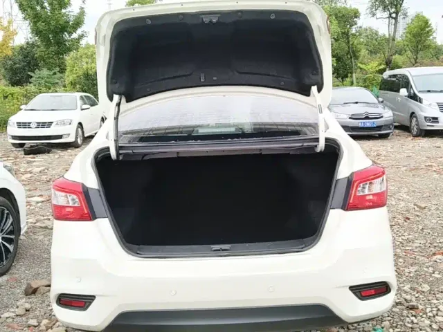 Nissan Sylphy — Фото автомобиля 18