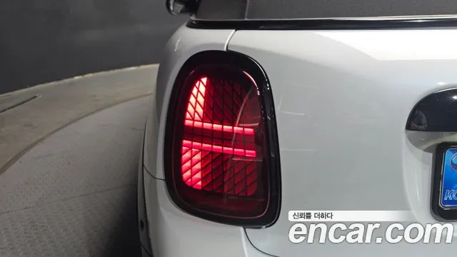 Mini Cooper Convertible — Фото автомобиля 23
