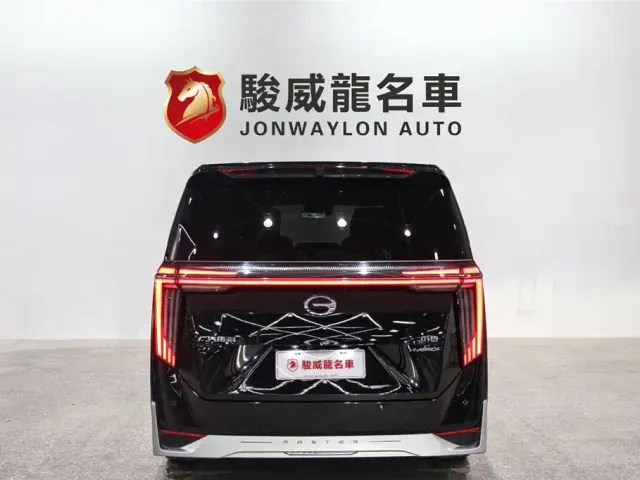 GAC Trumpchi M8 — Фото автомобиля 5