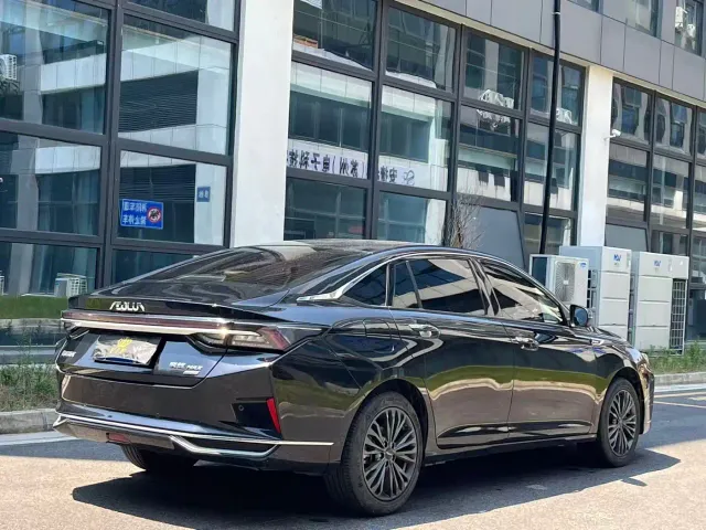 Dongfeng Yixuan MAX — Фото автомобиля 4