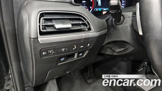 Hyundai Palisade Palisade Дизель 2.2 2WD — Фото автомобиля 15