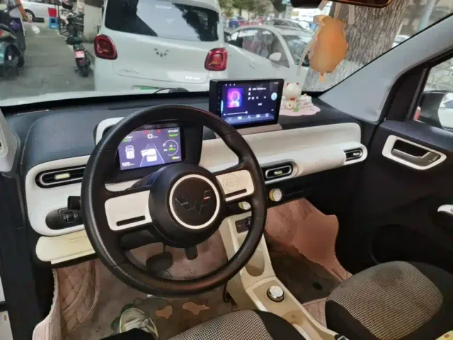Wuling Hongguang Mini EV — Фото автомобиля 9