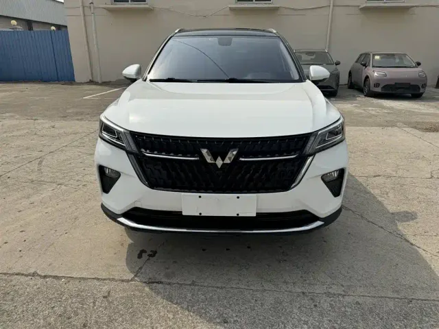 Wuling Asta — Фото автомобиля 7