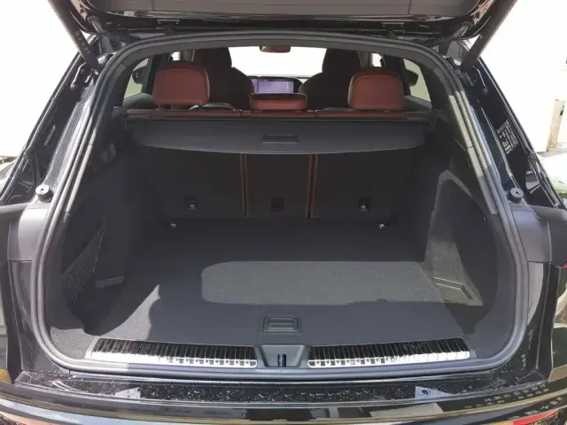 Audi Q5L — Фото автомобиля 6