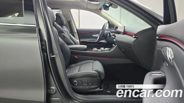 Genesis GV70 3.5T Бензин AWD — Фото автомобиля 26