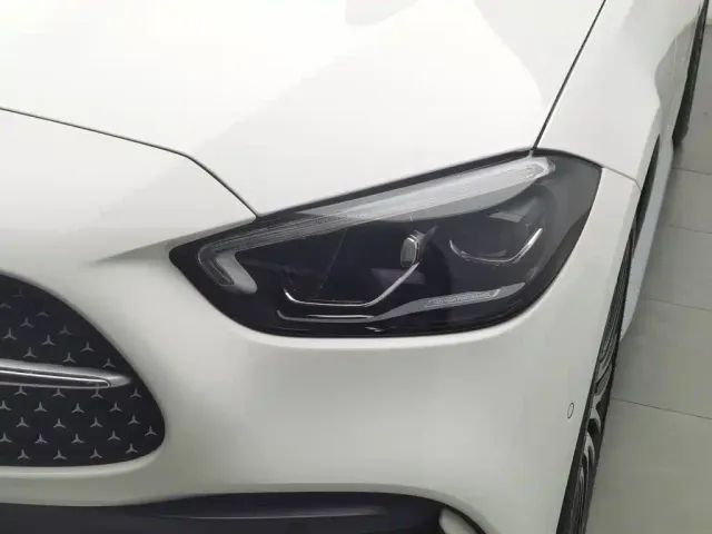 Mercedes-Benz C-Class — Фото автомобиля 7