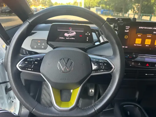 Volkswagen ID.3 — Фото автомобиля 7