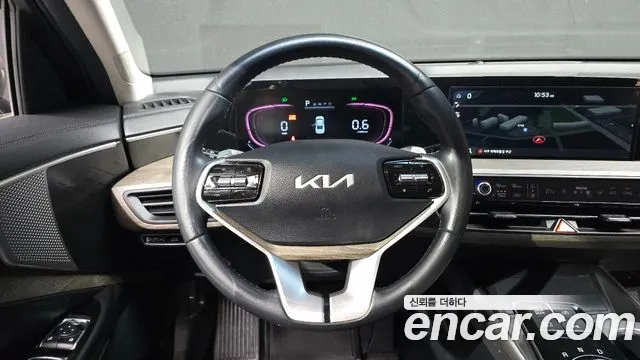 Kia K8 — Фото автомобиля 13
