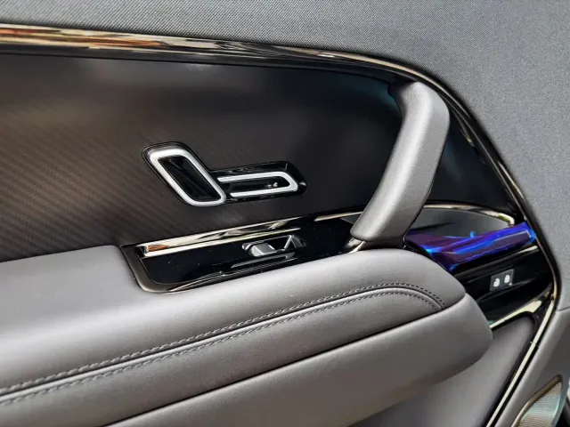 Land Rover Range Rover Sport — Фото автомобиля 16