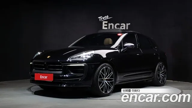 Фотография автомобиля — Porsche Macan