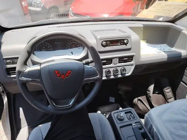 Wuling Yangguang — Фото автомобиля 9