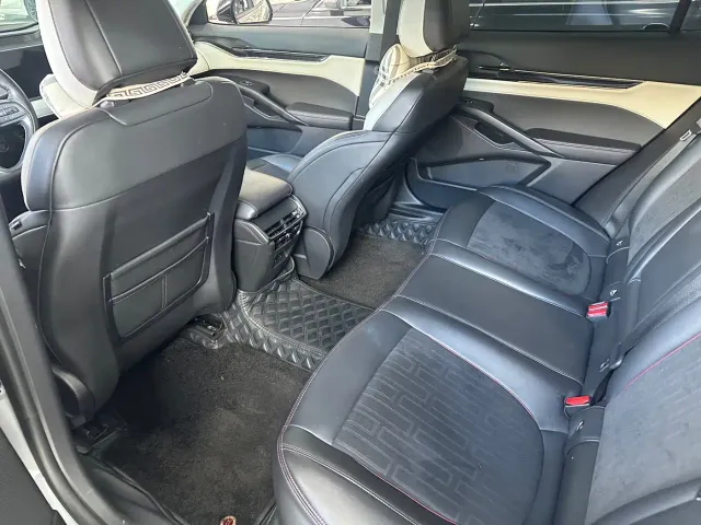 Ford Mondeo — Фото автомобиля 3