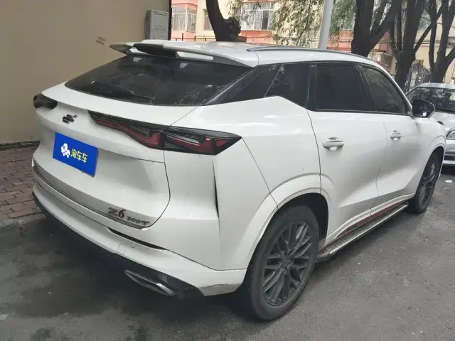Changan Z6 — Фото автомобиля 3