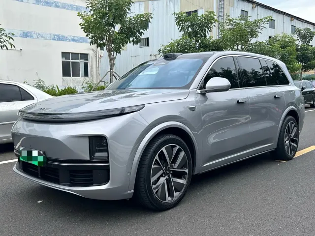 Фотография автомобиля — Li Auto L9