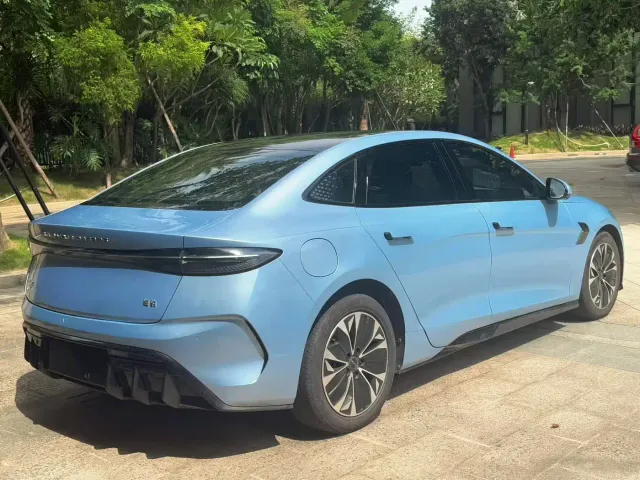 BYD Seal 2022 550km Standard Range RWD Elite — Фото автомобиля 9
