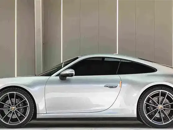 Porsche 911 — Фото автомобиля 5