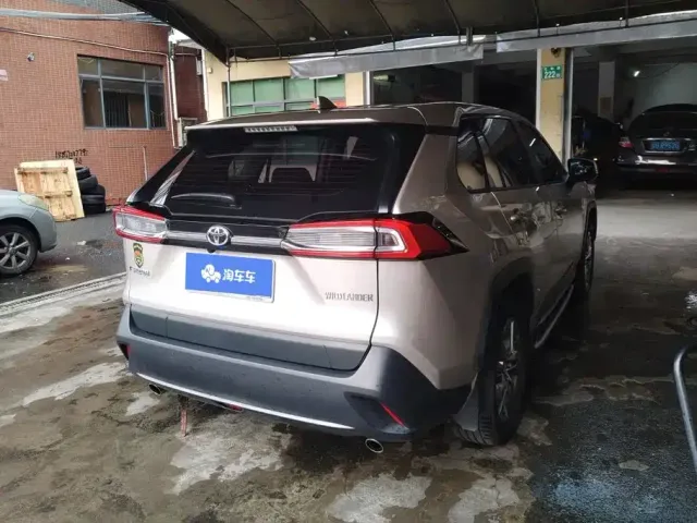Toyota Wildlander — Фото автомобиля 3