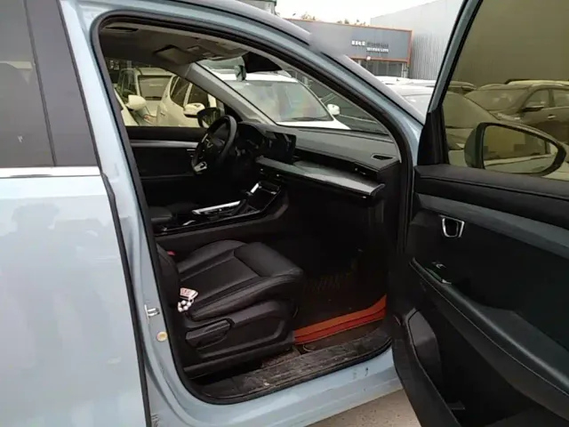 Wuling Asta — Фото автомобиля 24
