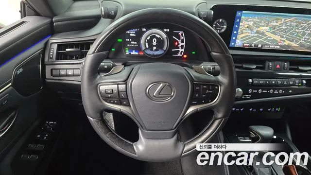 Lexus ES 7th Gen — Фото автомобиля 18