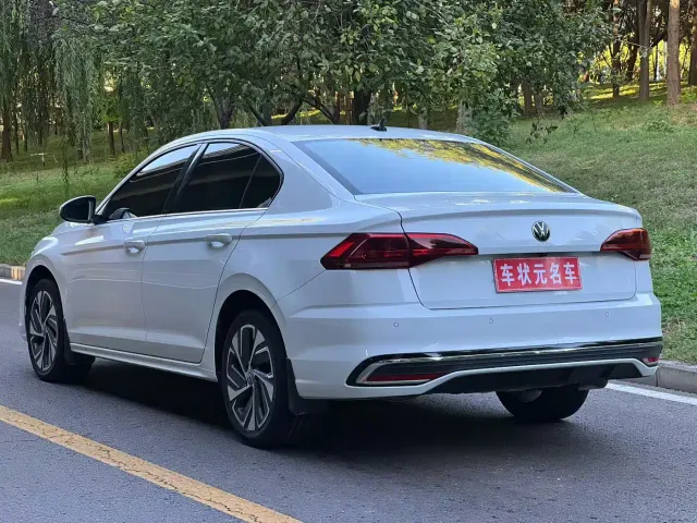 Volkswagen Bora — Фото автомобиля 9