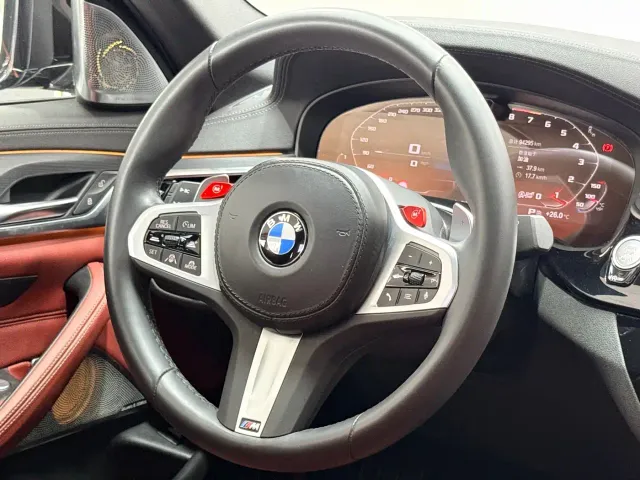 BMW 5 Series — Фото автомобиля 12