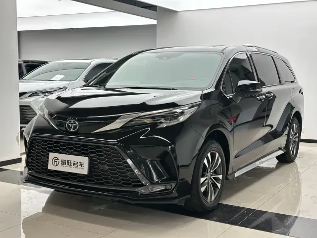 Фотография автомобиля — Toyota Granvia