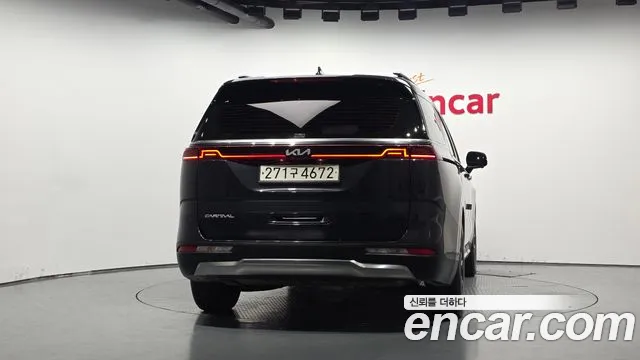 Kia Canival Carnival 4 поколение Бензин 9 мест Signature — Фото автомобиля 4