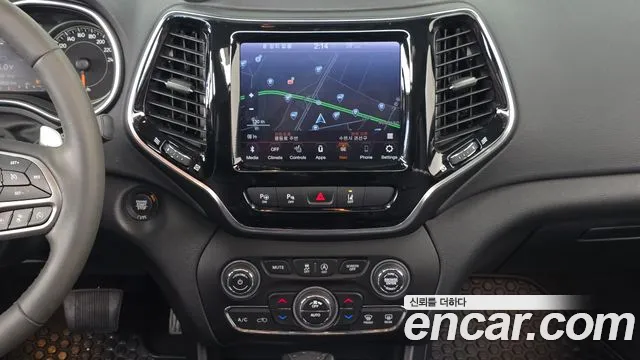 Jeep Cherokee KL — Фото автомобиля 18