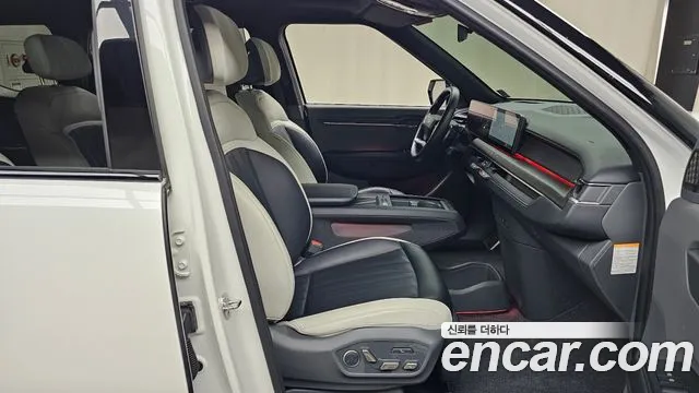 Kia EV9 Long Range 4WD — Фото автомобиля 5