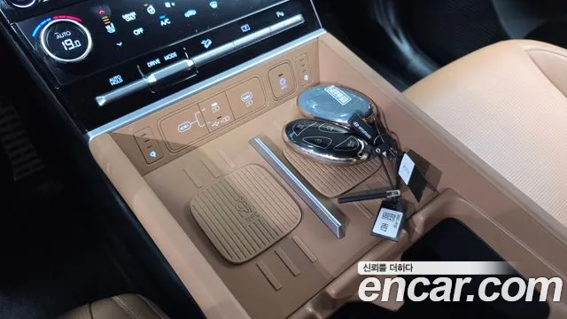 Hyundai Santa Fe — Фото автомобиля 25