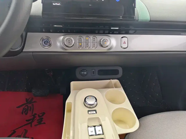 Changan Lumin — Фото автомобиля 21