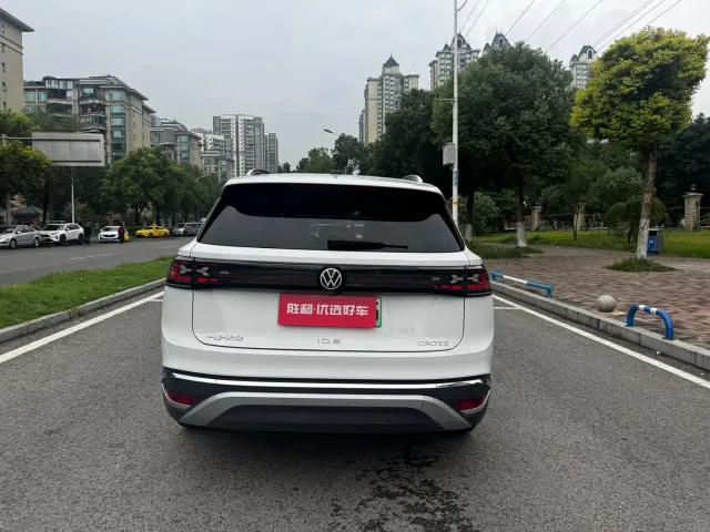 Volkswagen ID.6 Crozz — Фото автомобиля 6