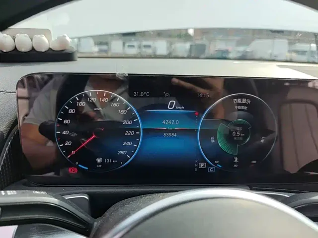 Mercedes-Benz GLB-Class — Фото автомобиля 11