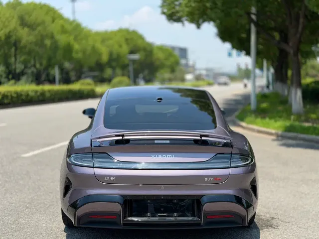 Xiaomi SU7 — Фото автомобиля 11