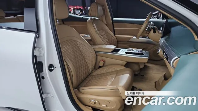 Genesis GV60 — Фото автомобиля 16