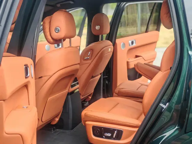 Li Auto L9 — Фото автомобиля 7