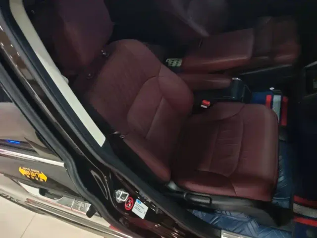 Honda Elysion — Фото автомобиля 24