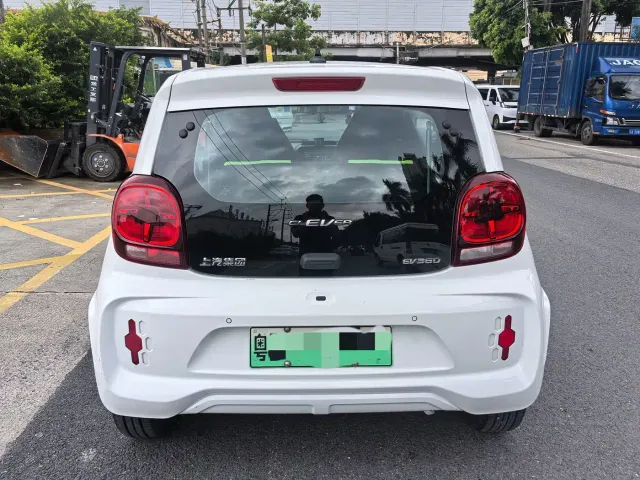 Roewe Clever — Фото автомобиля 6